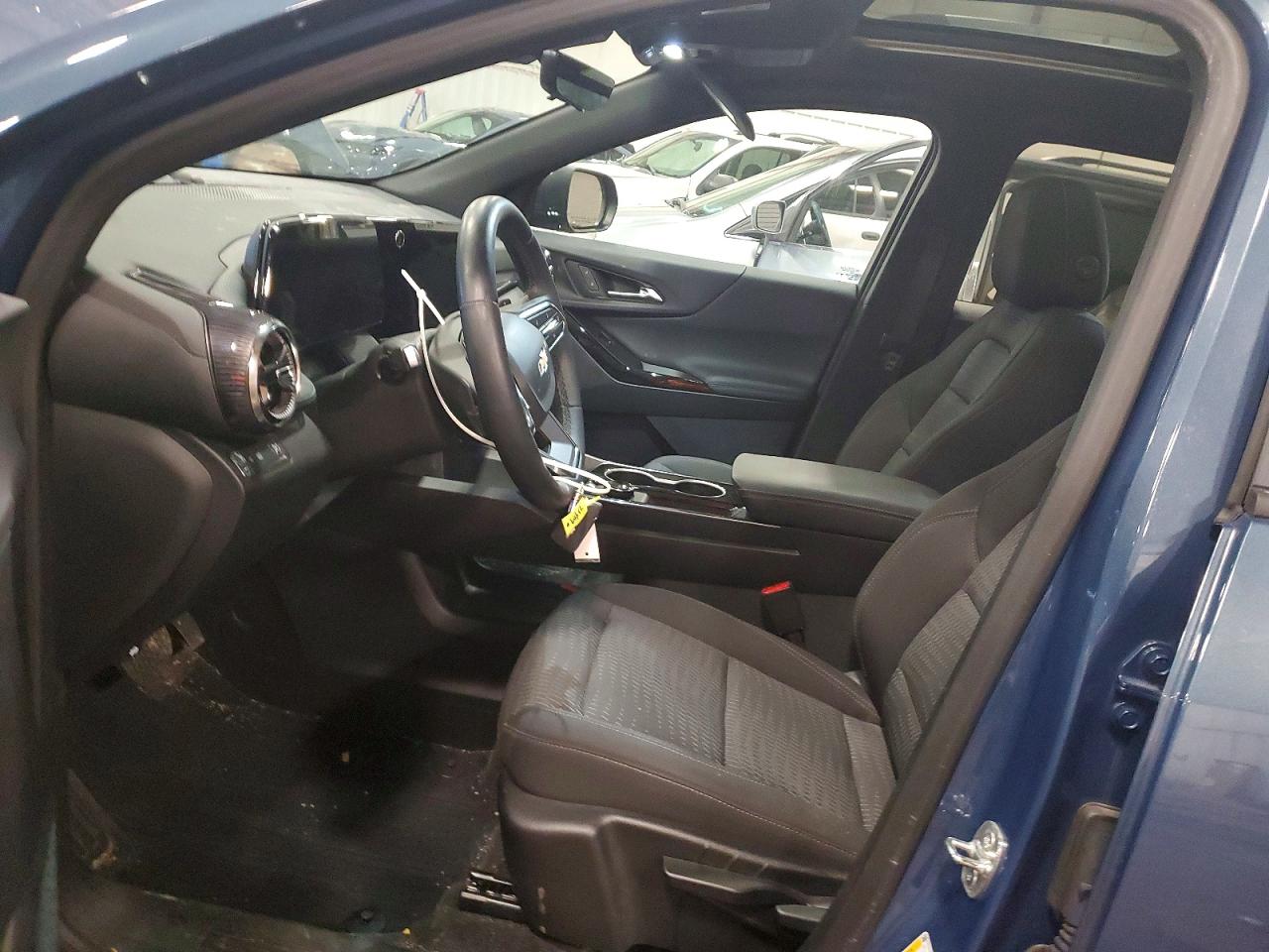 2026 CHEVROLET EQUINOX LT photo 13