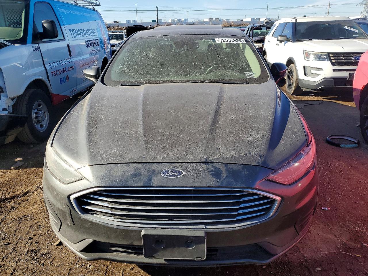 2019 FORD FUSION SE photo 5