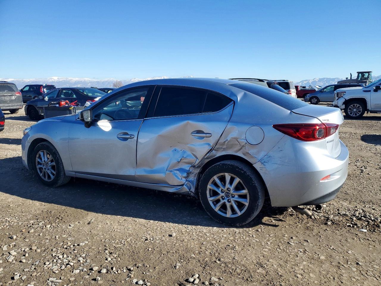 2017 MAZDA 3 SPORT photo 4