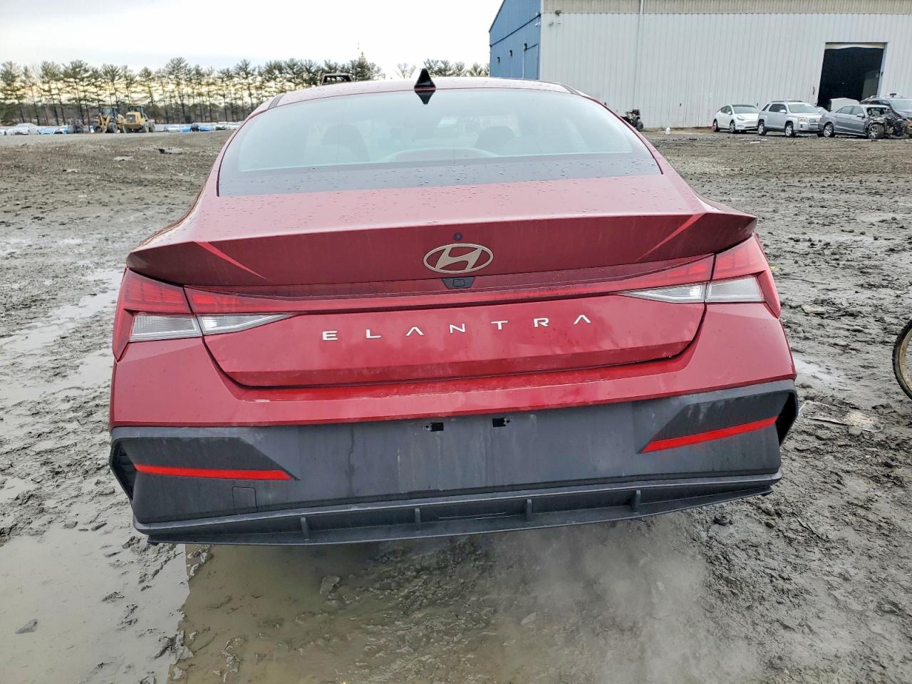 2024 HYUNDAI ELANTRA BLUE photo 6