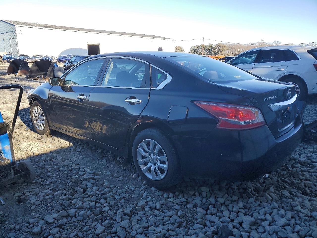 2013 NISSAN ALTIMA photo 2
