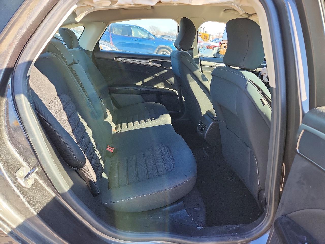 2019 FORD FUSION photo 19