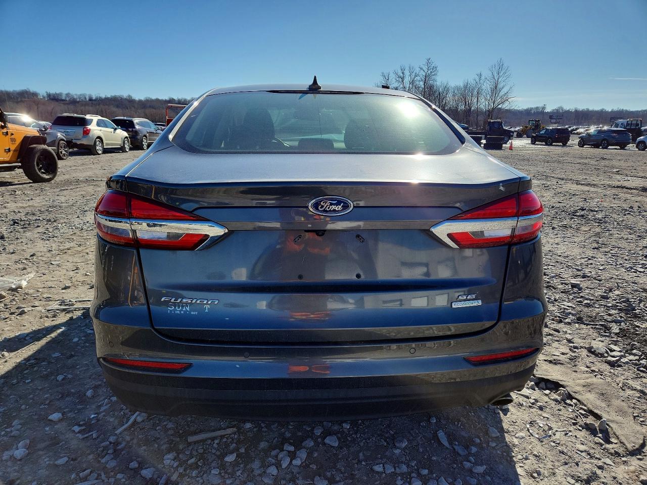 2019 FORD FUSION photo 11