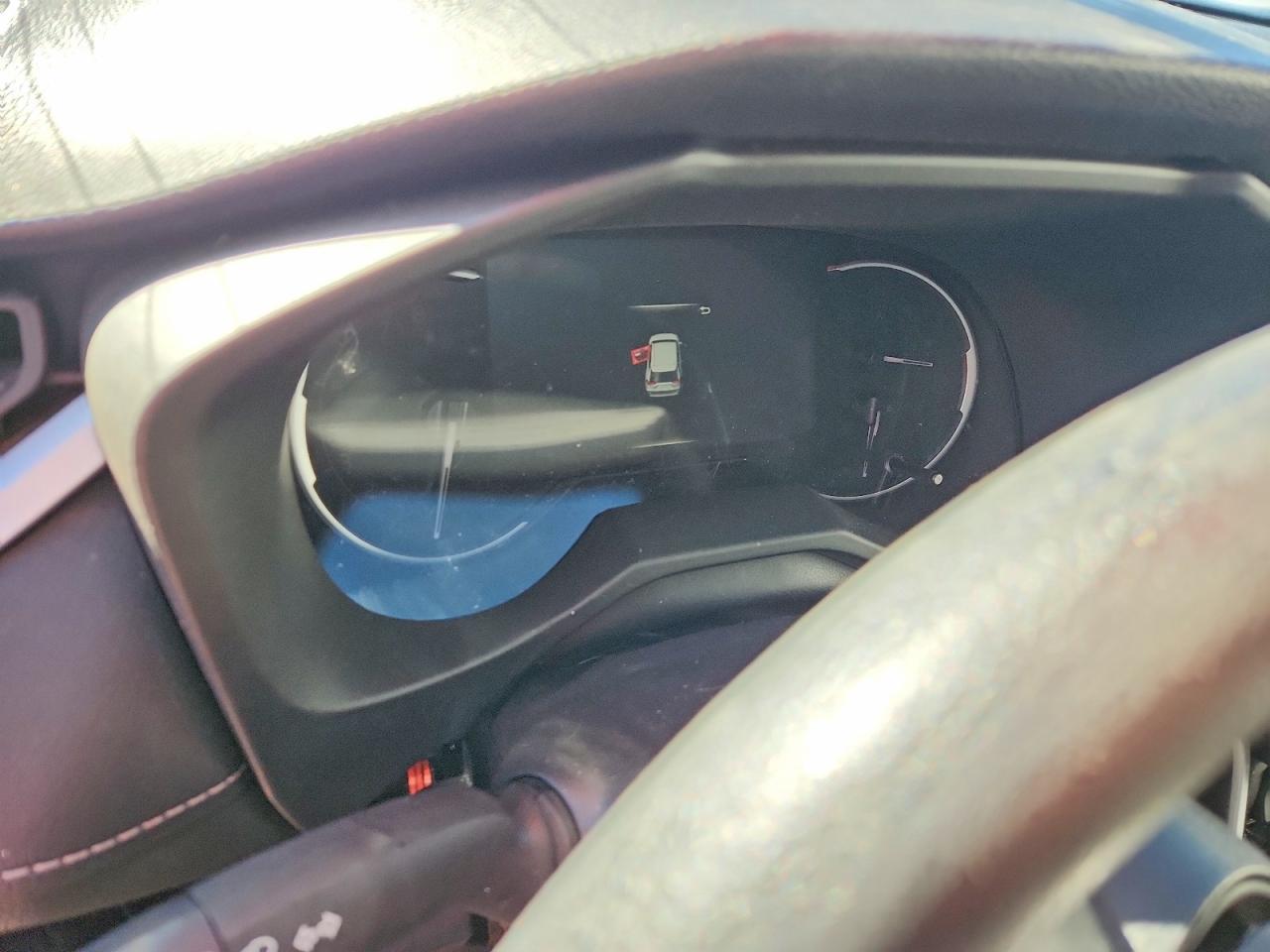 2025 TOYOTA RAV4 LE photo 9