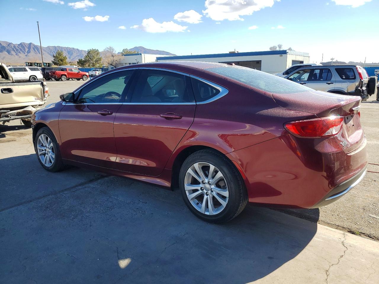 2015 CHRYSLER 200 LIMITED photo 4