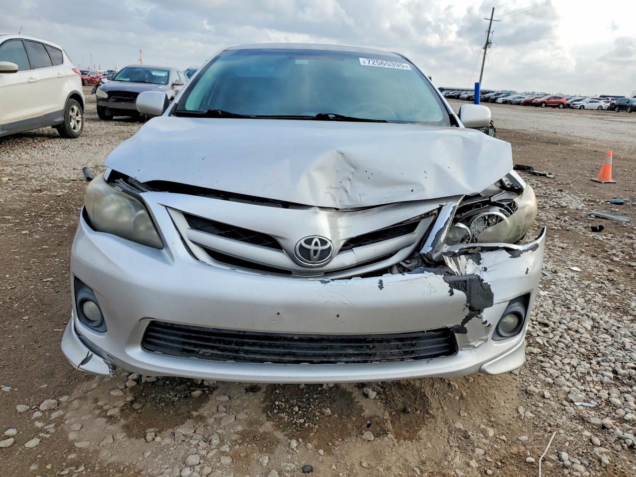 2012 TOYOTA COROLLA S photo 5