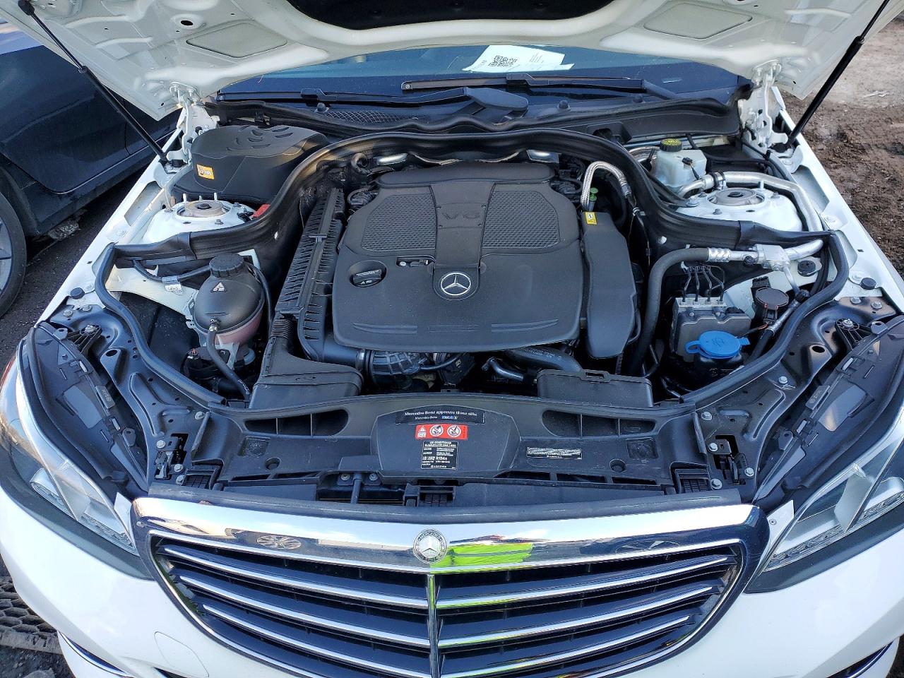 2016 MERCEDES-BENZ E 350 4MATIC photo 11