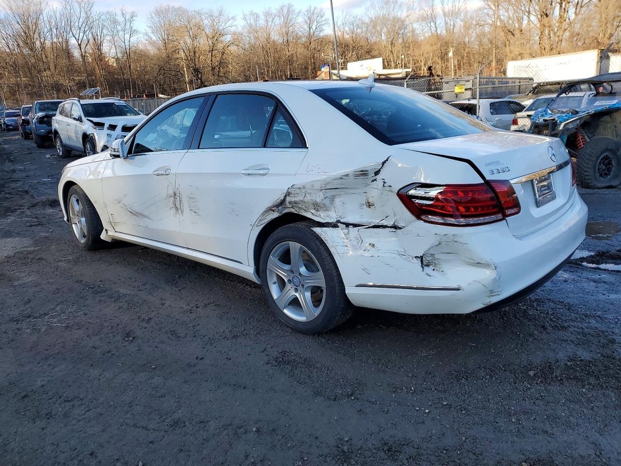 2016 MERCEDES-BENZ E 350 4MATIC photo 2