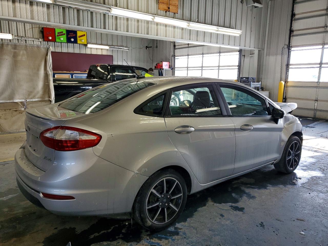 2019 FORD FIESTA SE photo 7