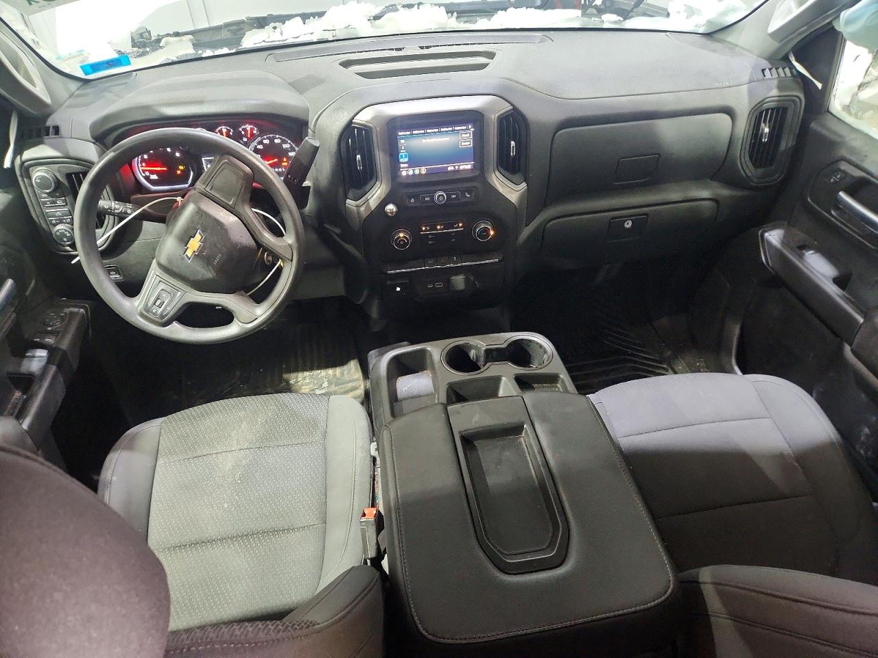 2021 CHEVROLET SILVERADO K1500 CUSTOM photo 15