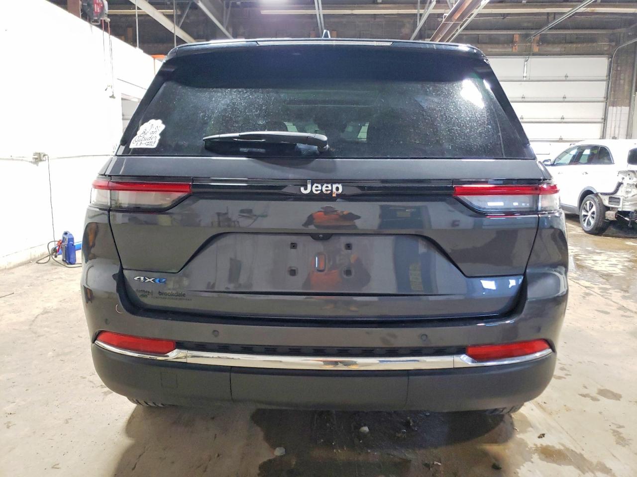2022 JEEP GRAND CHEROKEE LIMITED 4XE photo 6