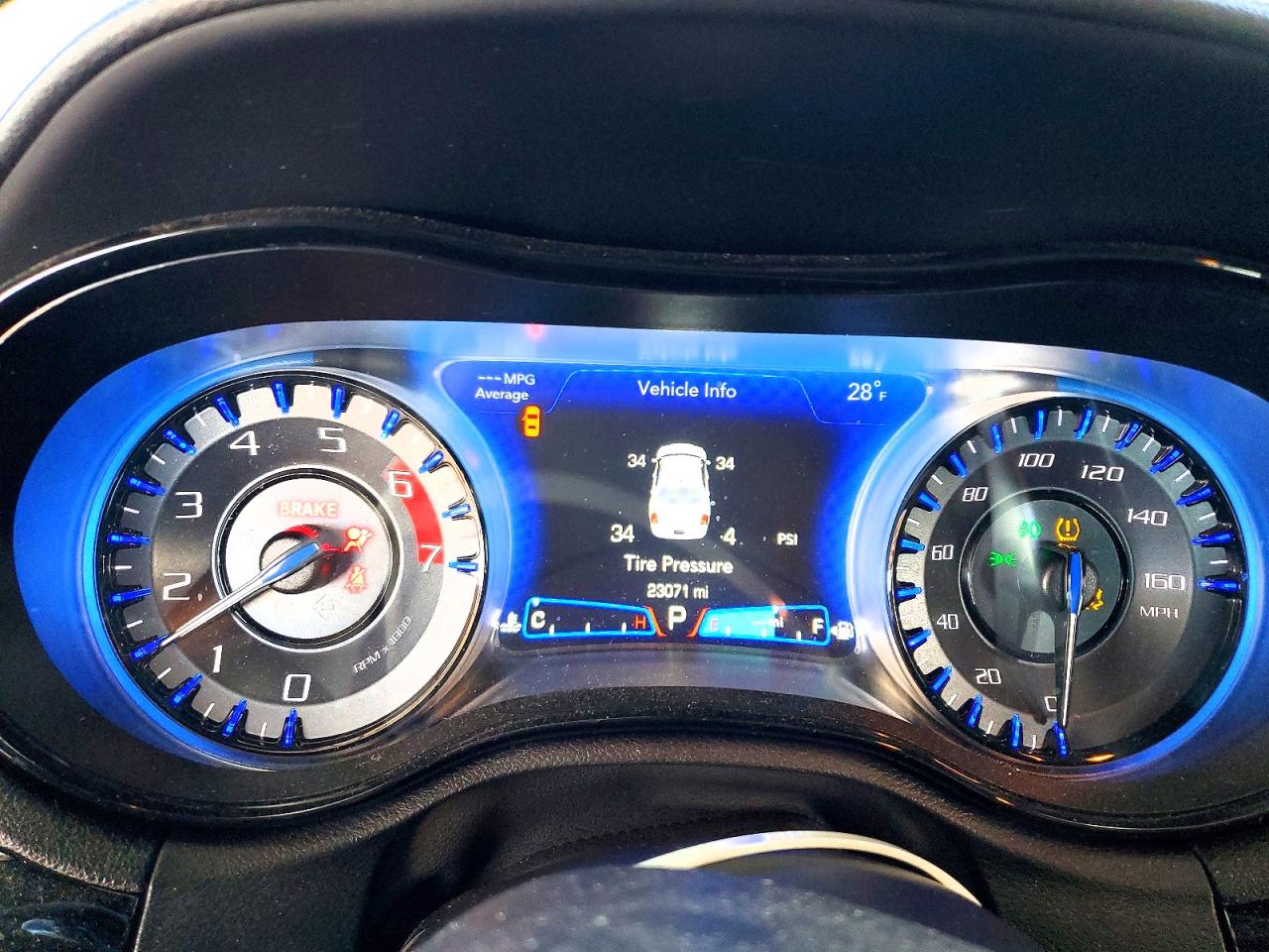 2023 CHRYSLER 300 S photo 9
