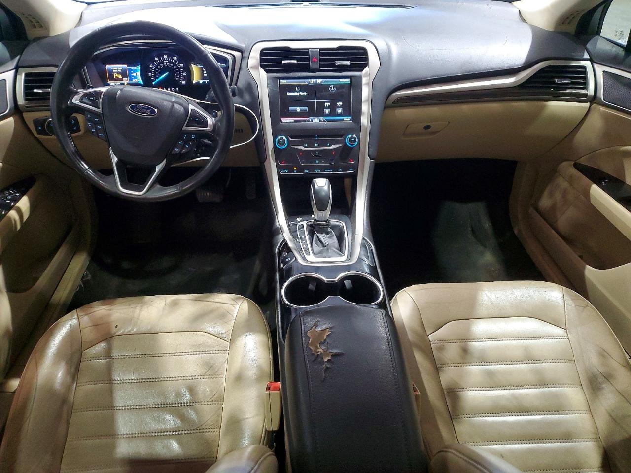 2015 FORD FUSION SE photo 8