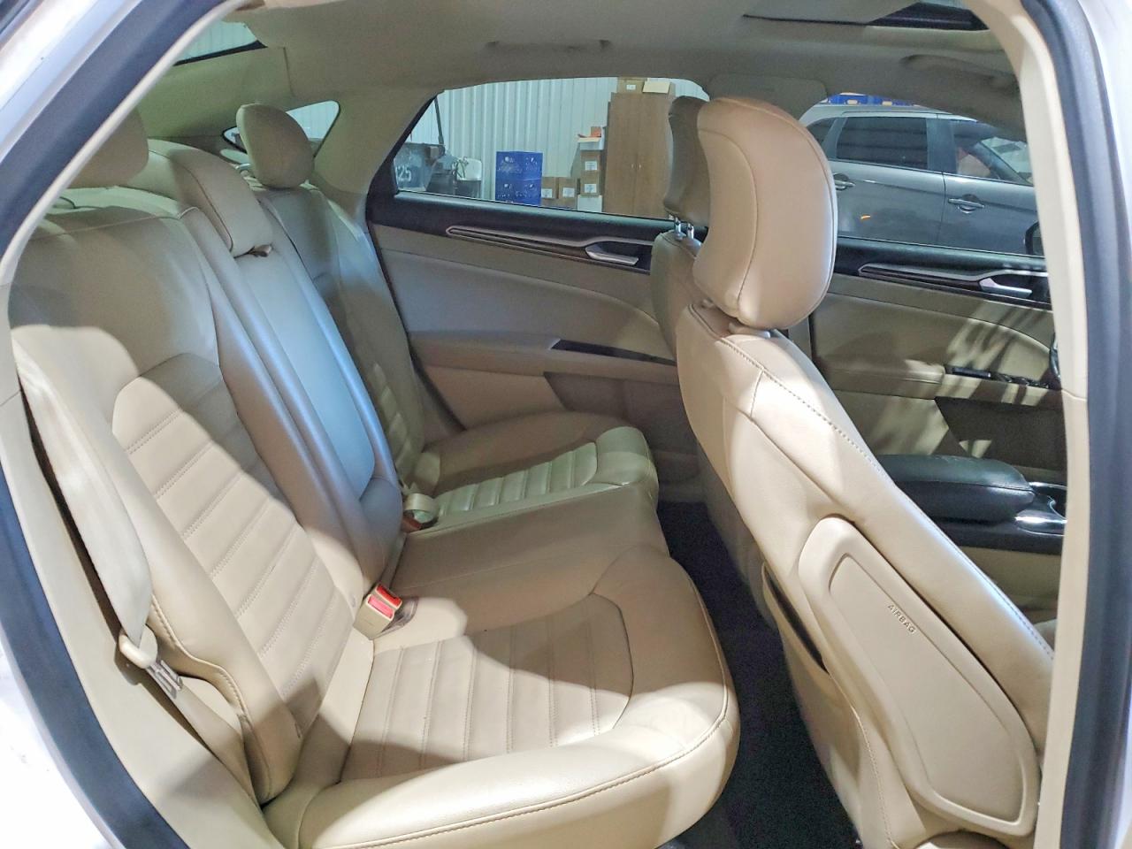 2015 FORD FUSION SE photo 10