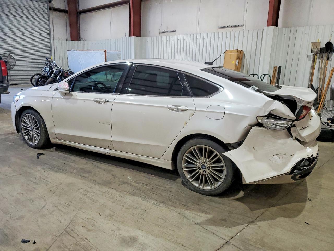 2015 FORD FUSION SE photo 2