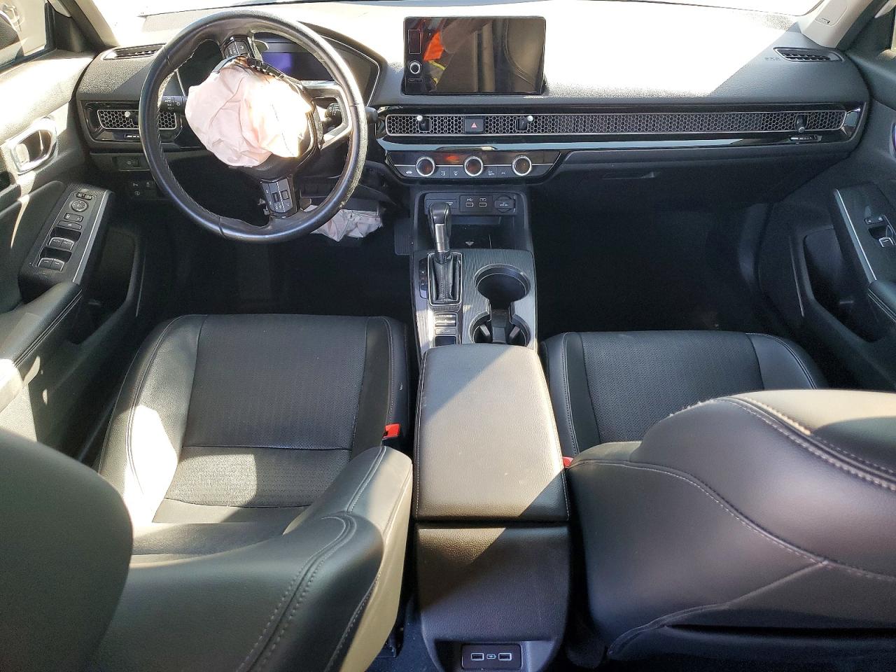 2022 HONDA CIVIC TOURING photo 8