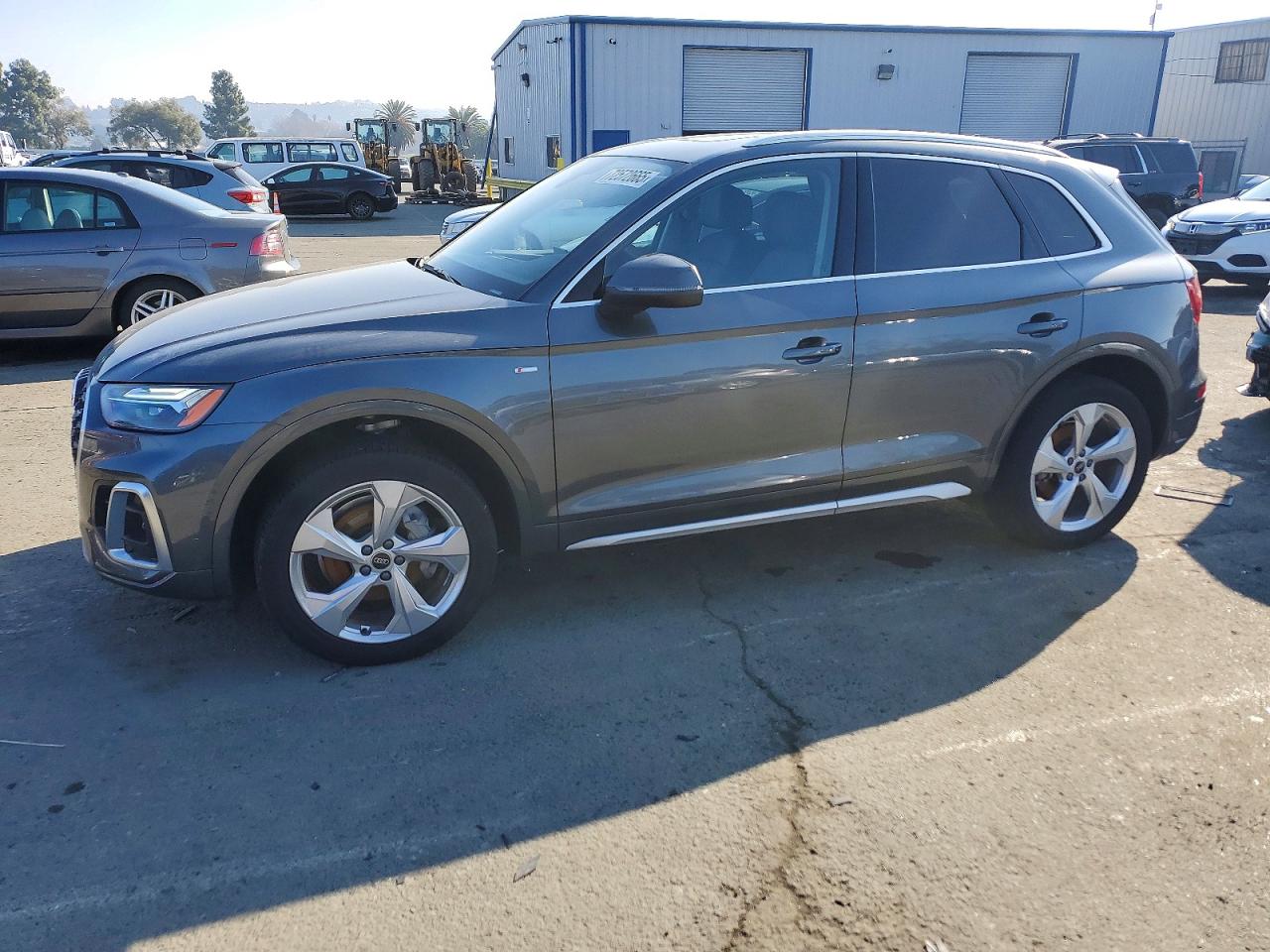 2023 AUDI Q5