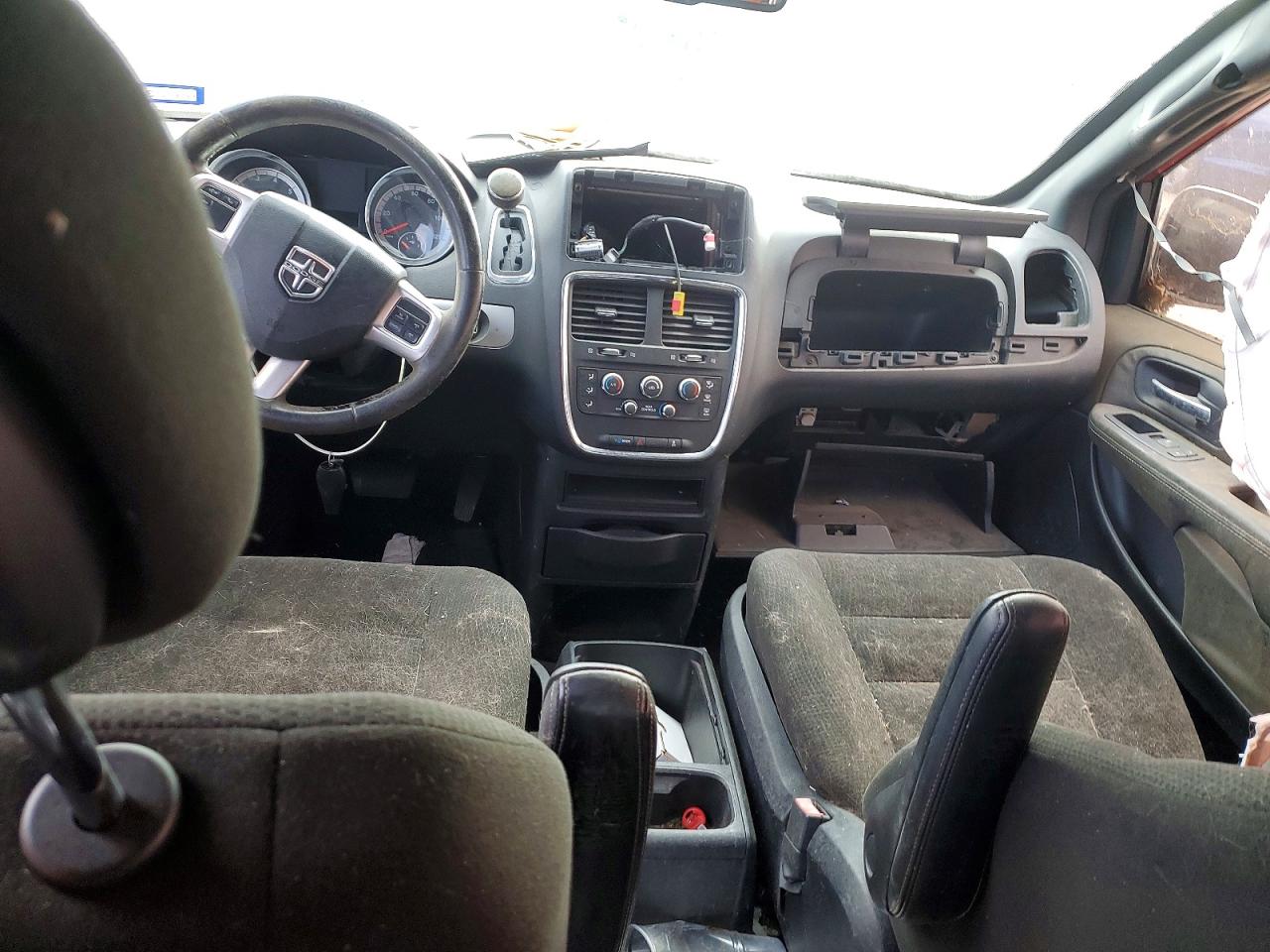 2015 DODGE GRAND CARAVAN SE photo 15