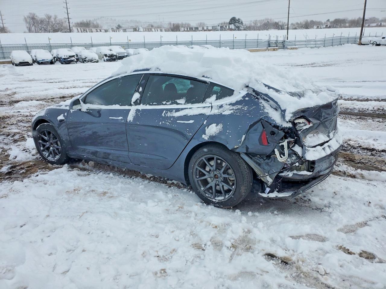 2018 TESLA MODEL 3 photo 3