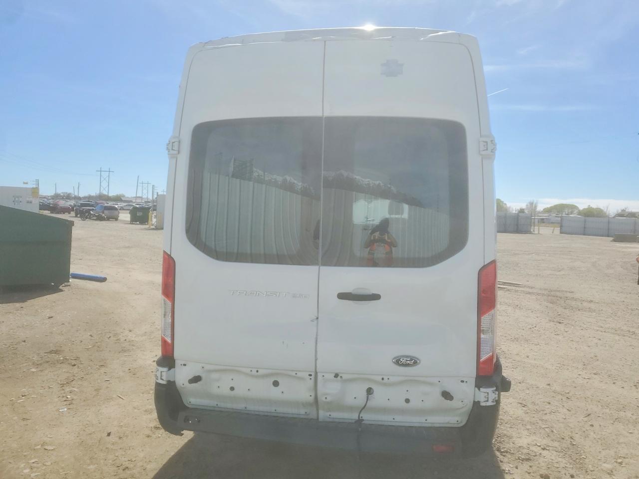 2017 FORD TRANSIT T-250 photo 11