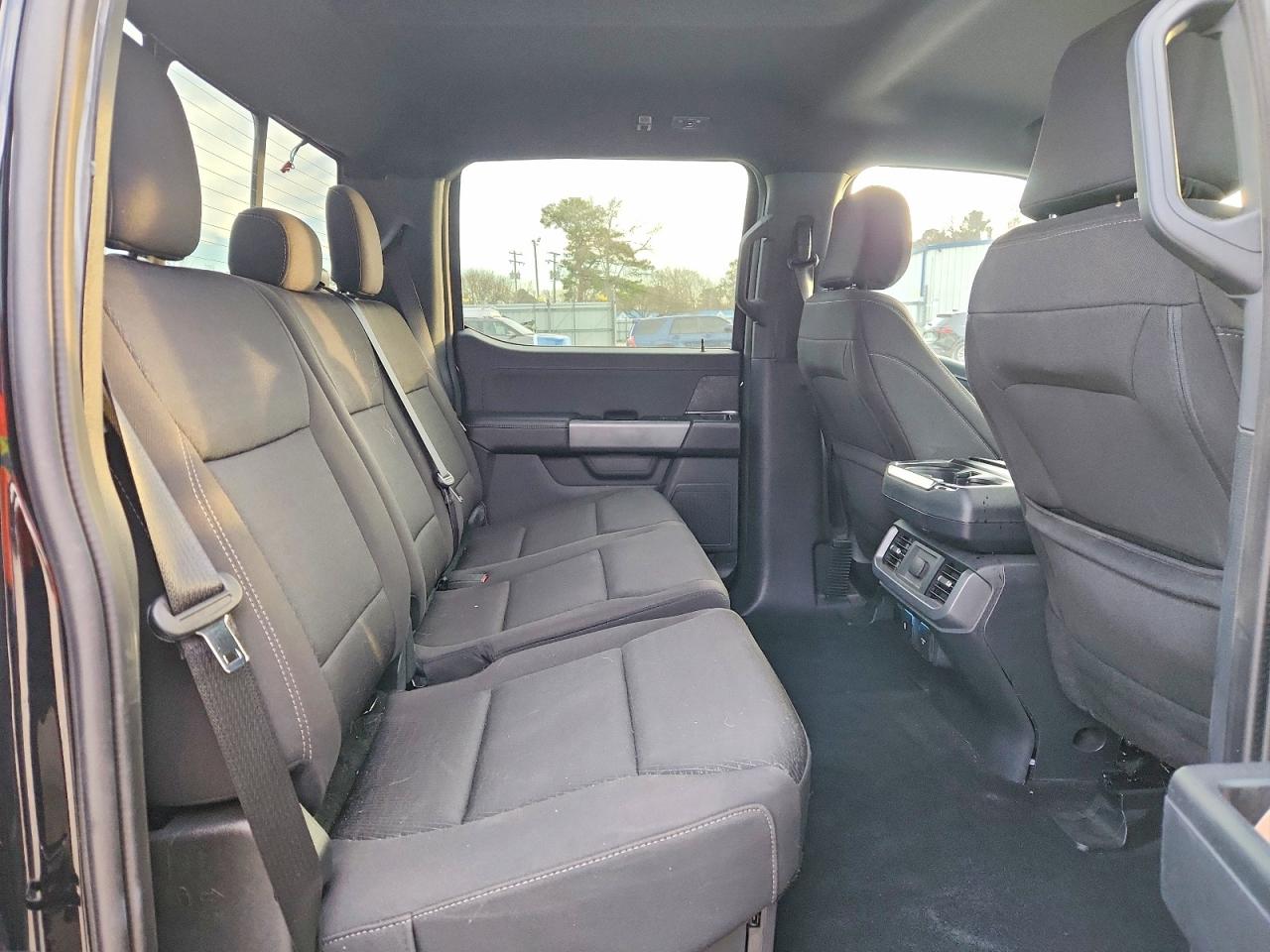2025 FORD F150 XLT photo 10