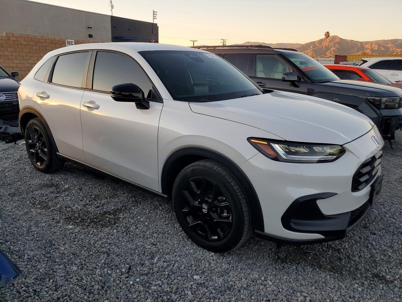 2024 HONDA HR-V SPORT photo 7