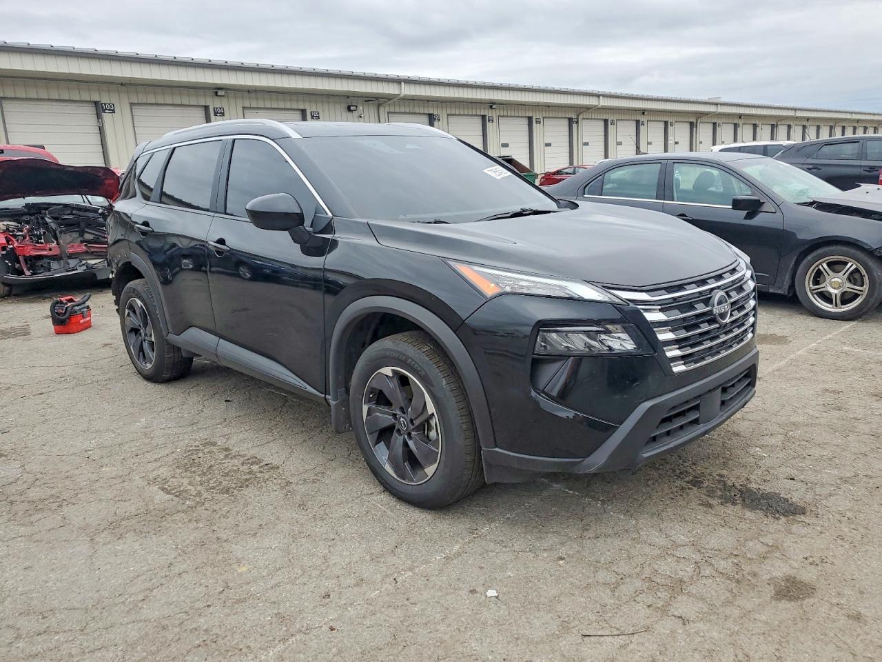 2025 NISSAN ROGUE SV photo 4