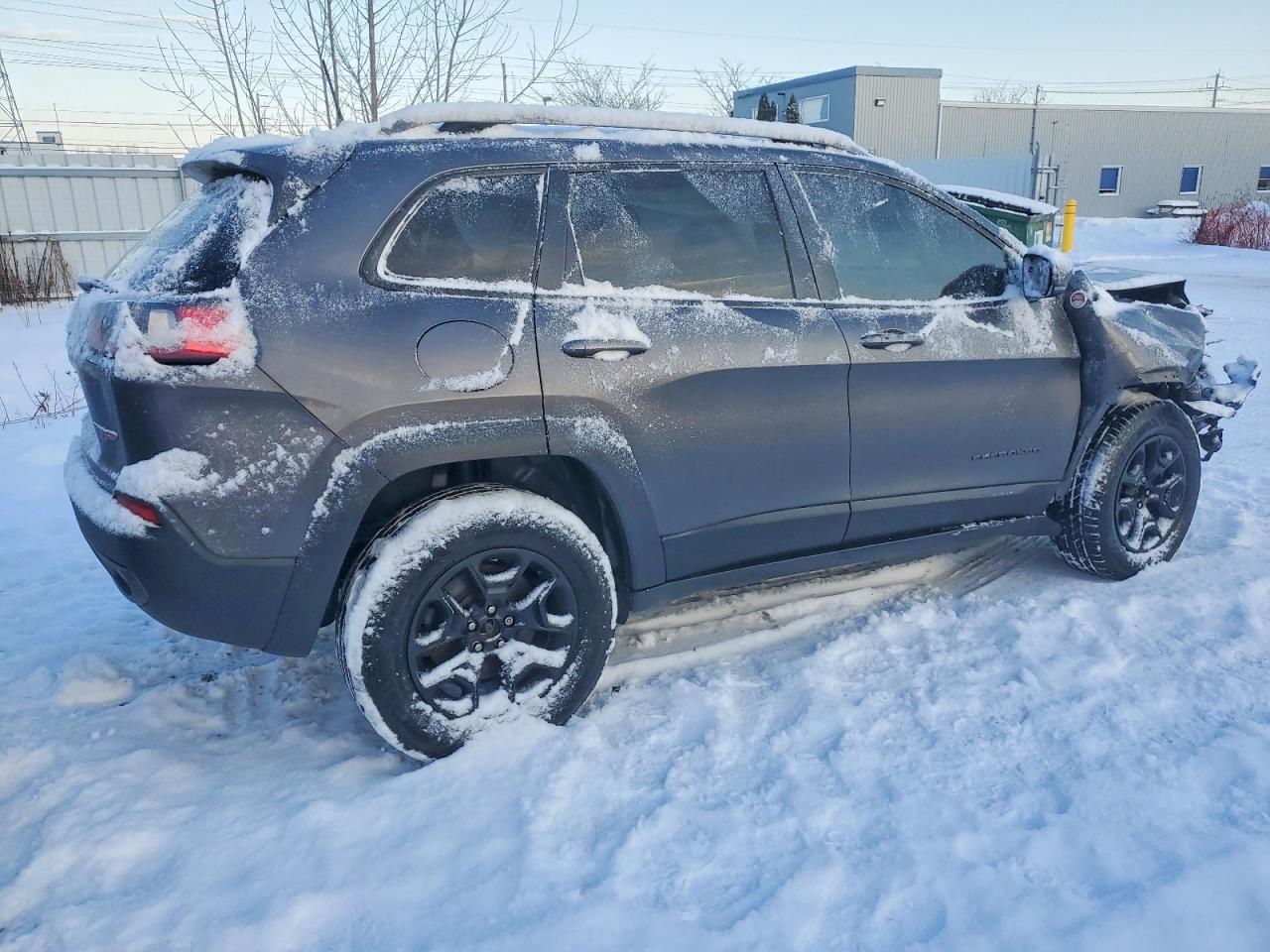 2019 JEEP CHEROKEE TRAILHAWK photo 5