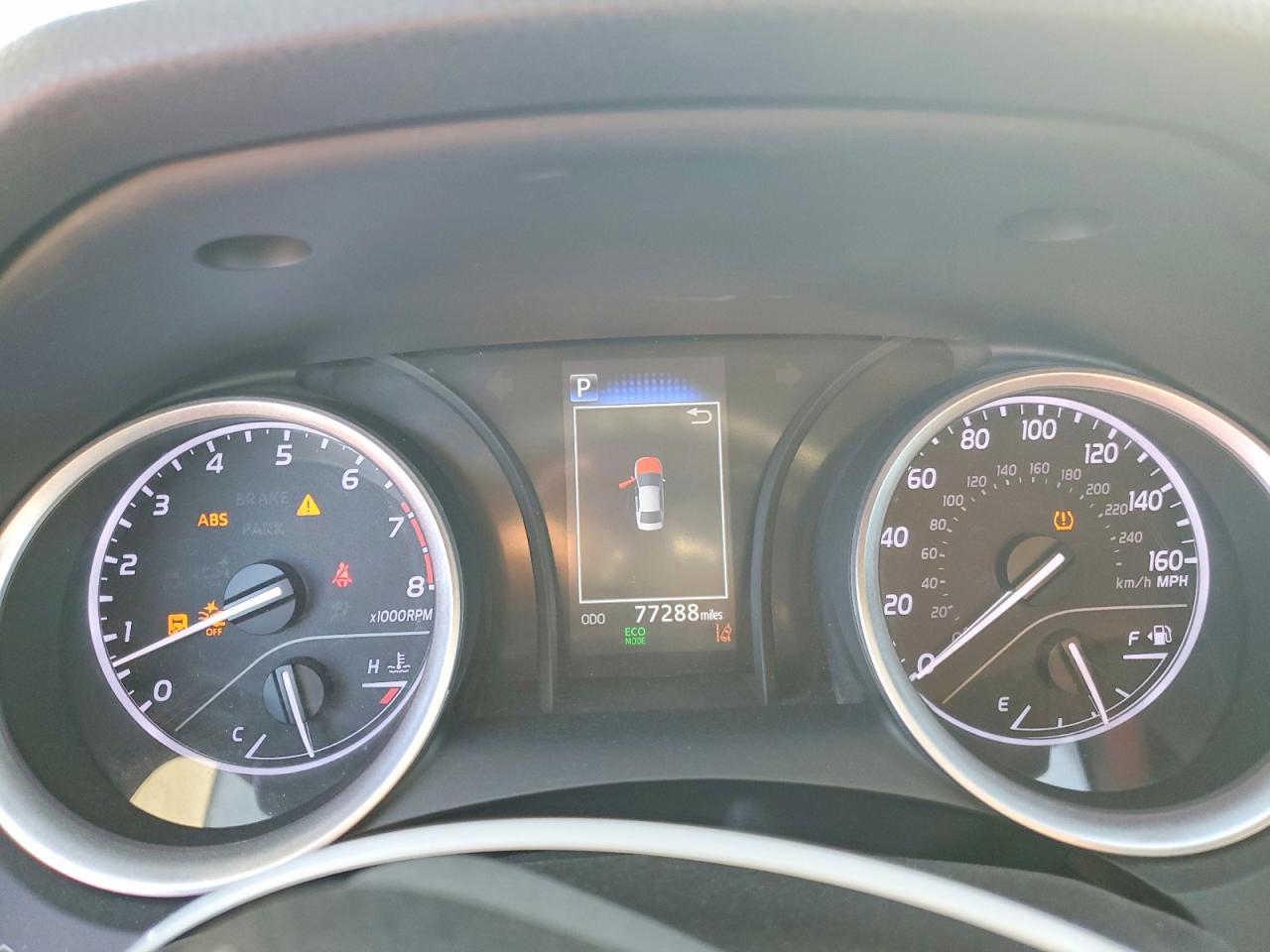 2022 TOYOTA CAMRY LE photo 25