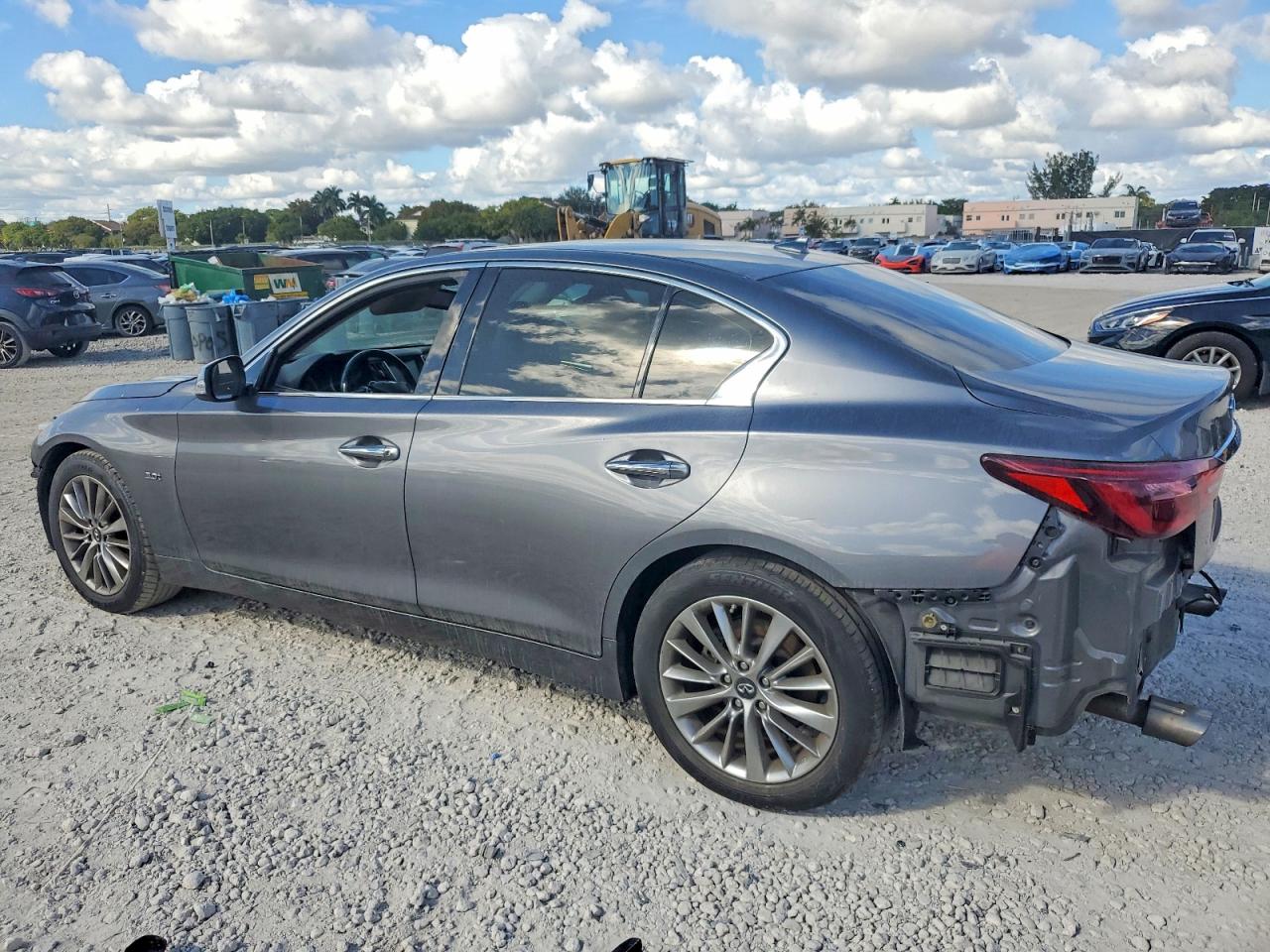 2018 INFINITI Q50 photo 3