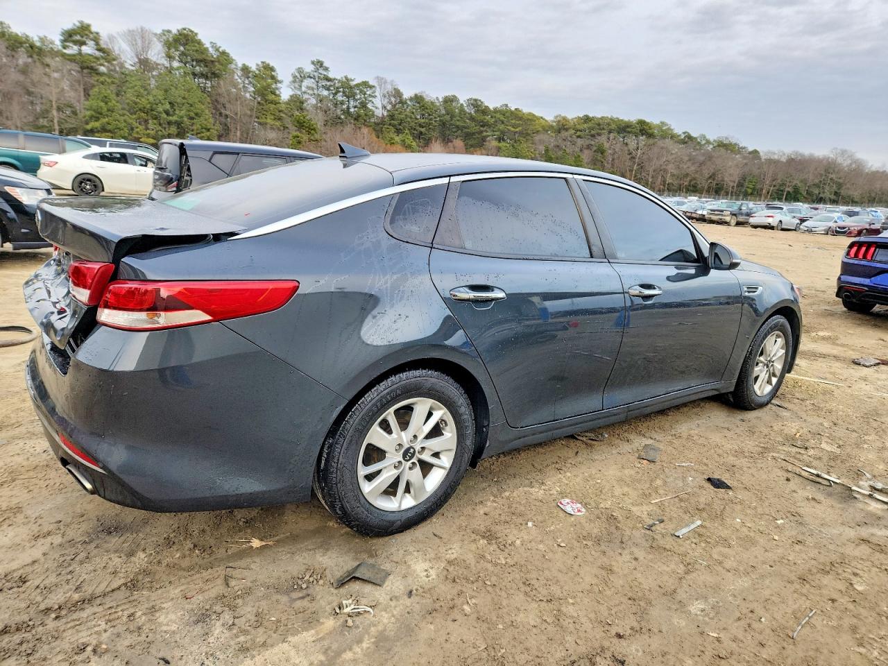 2016 KIA OPTIMA LX photo 5