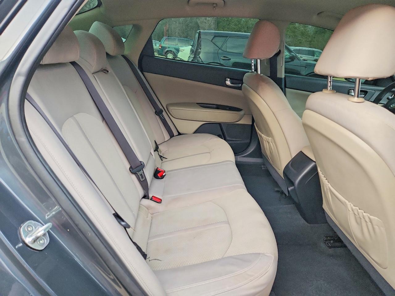 2016 KIA OPTIMA LX photo 19