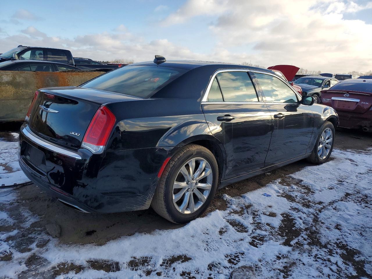 2018 CHRYSLER 300 TOURING photo 5