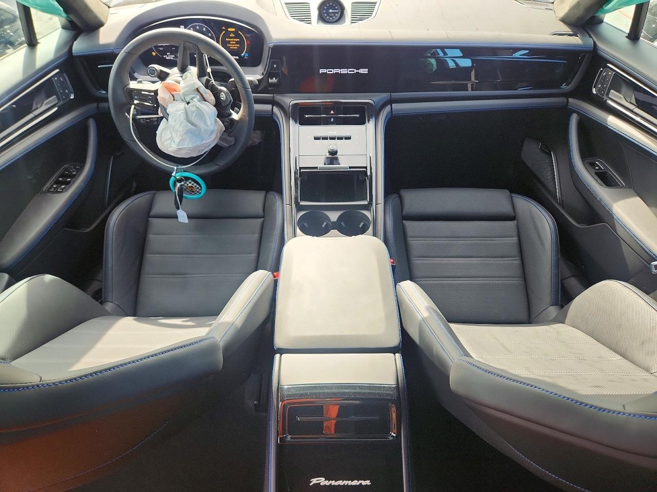 2026 PORSCHE PANAMERA GTS photo 15
