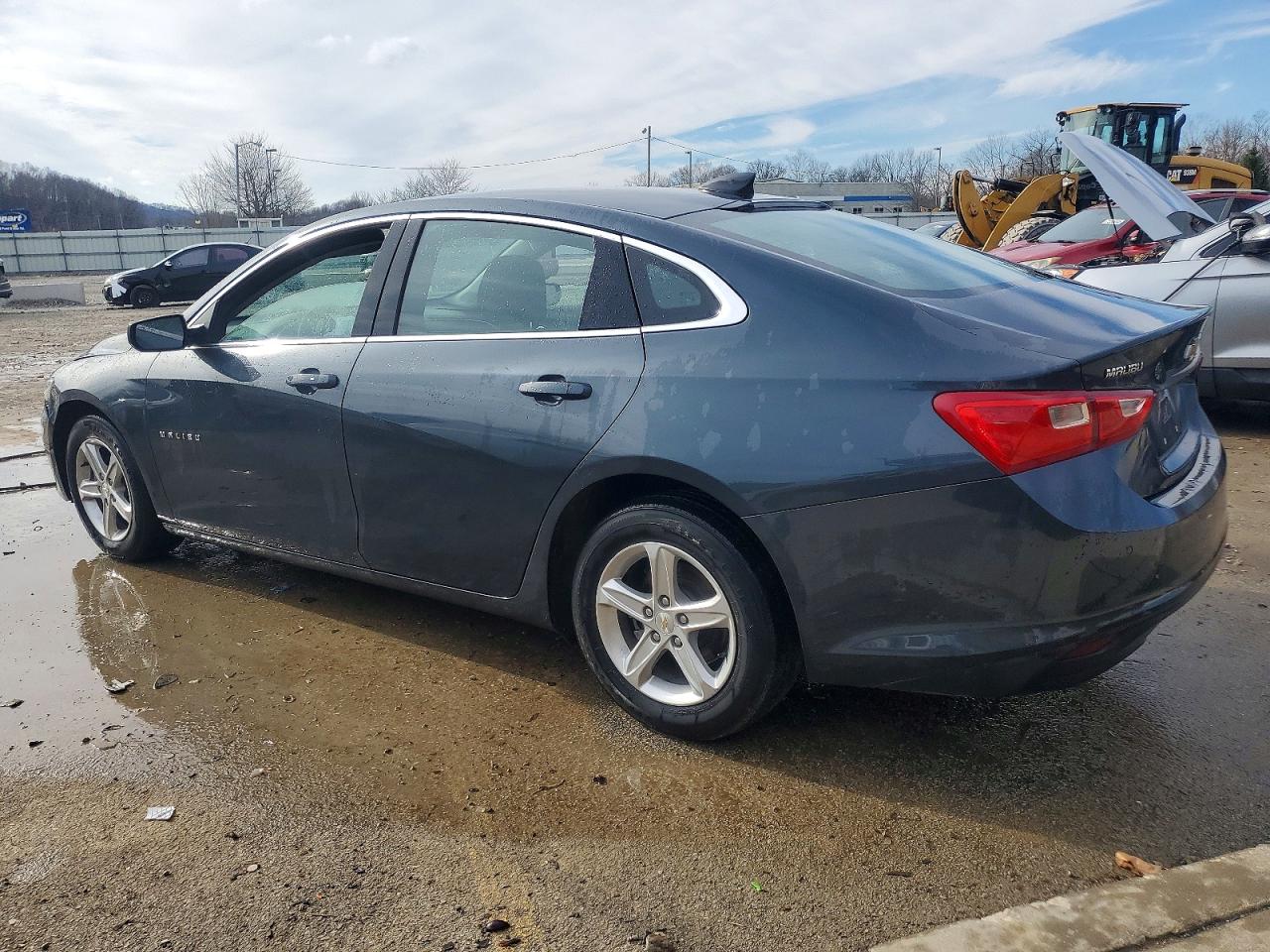 2020 CHEVROLET MALIBU LS photo 4