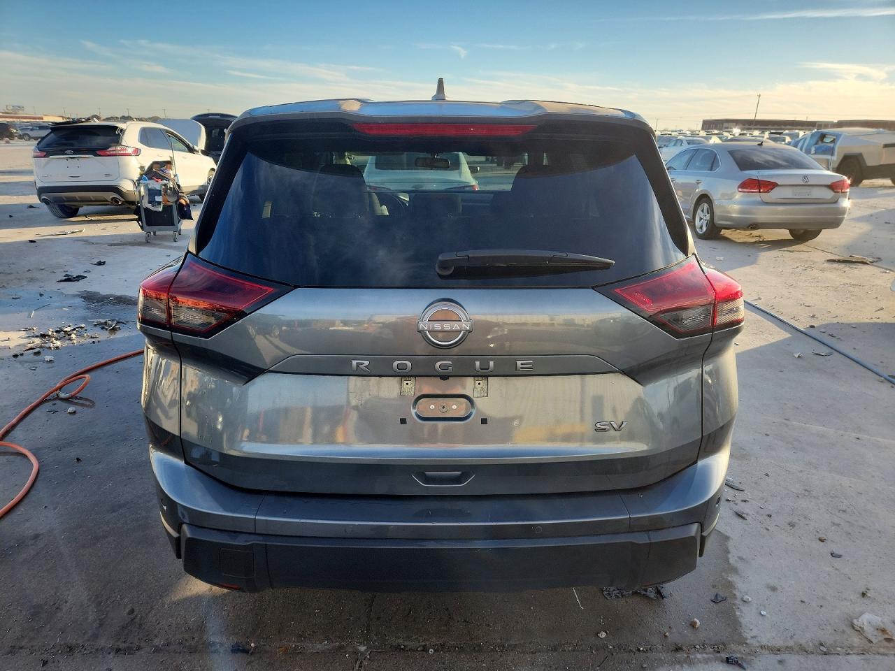 2024 NISSAN ROGUE SV photo 6