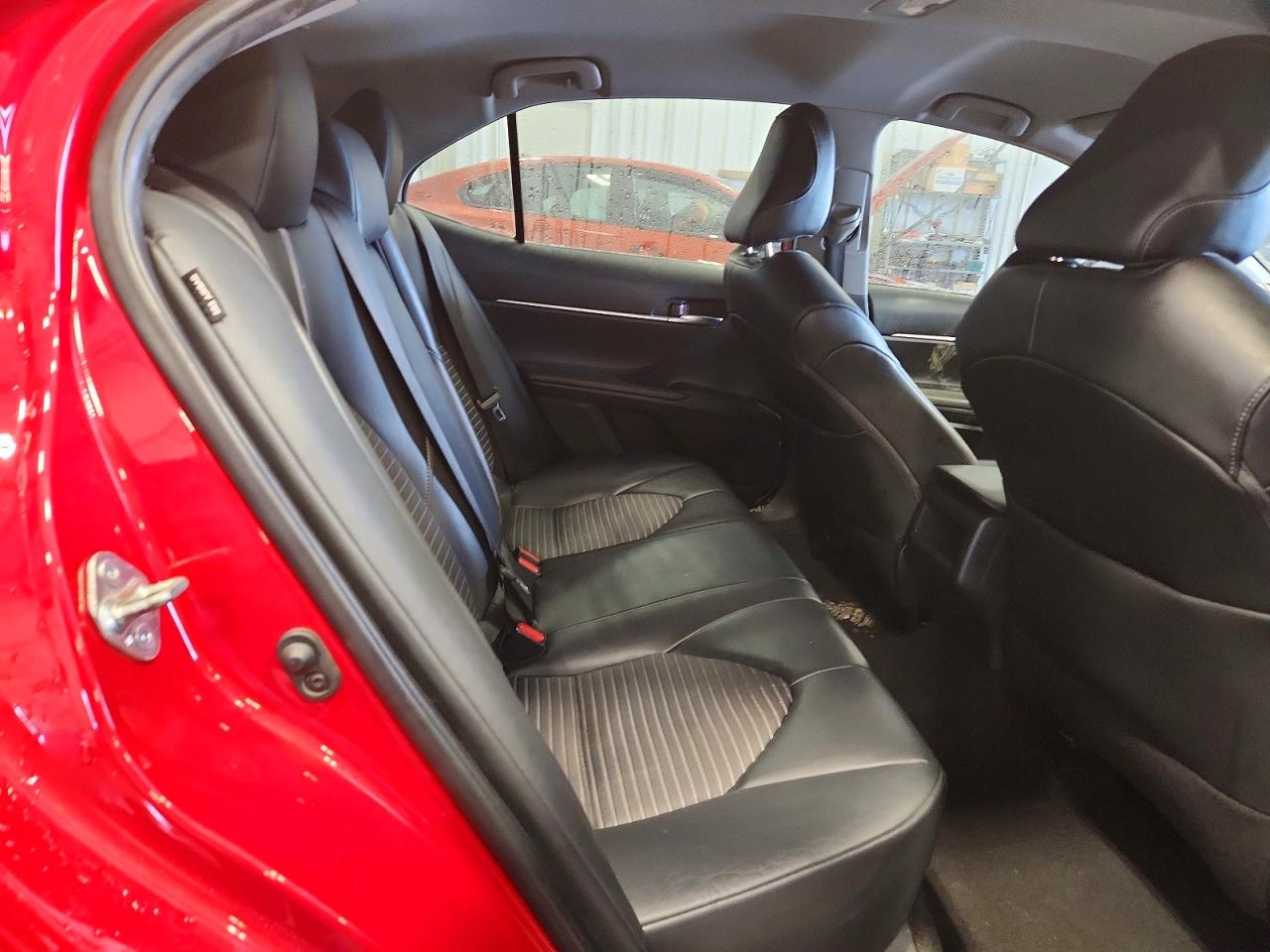 2021 TOYOTA CAMRY SE photo 19