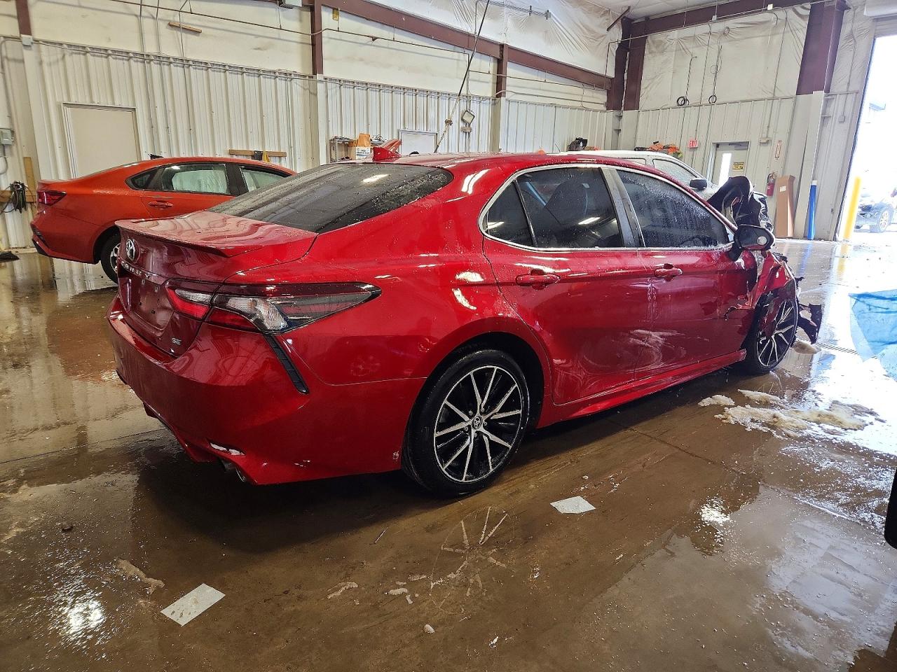 2021 TOYOTA CAMRY SE photo 5