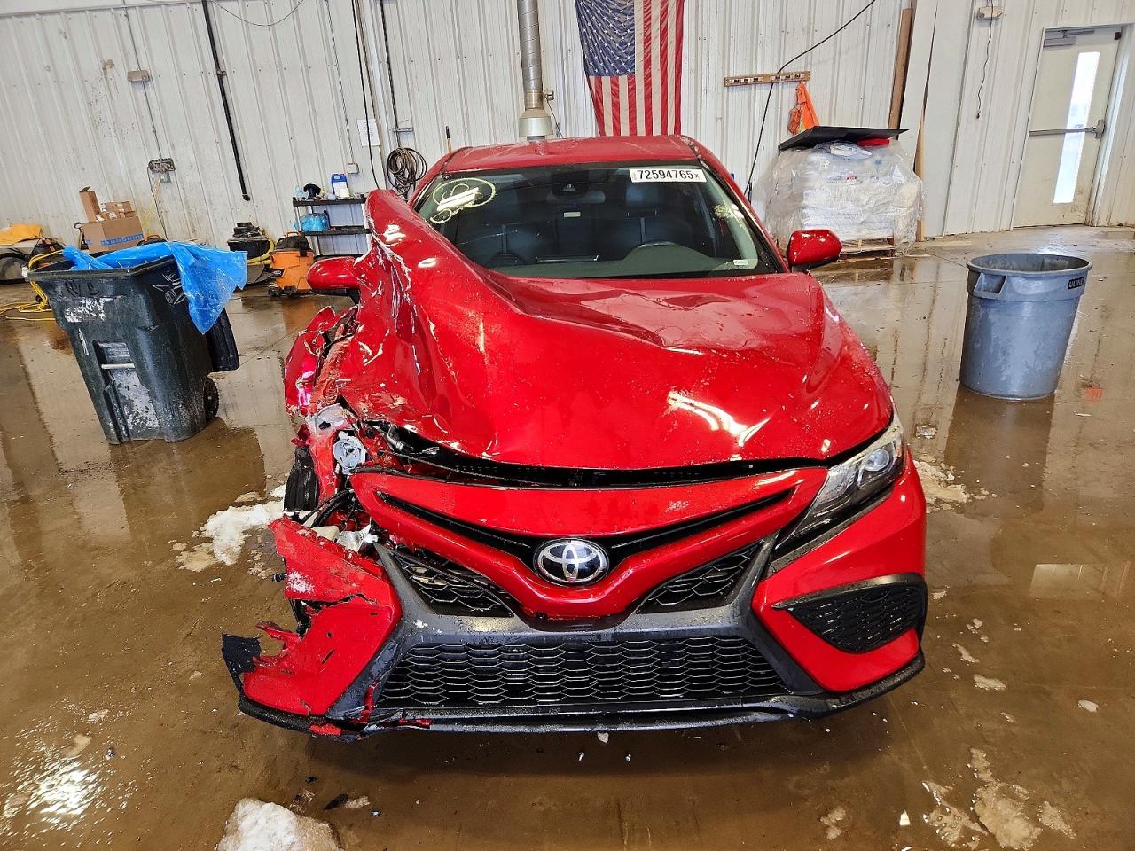 2021 TOYOTA CAMRY SE photo 9