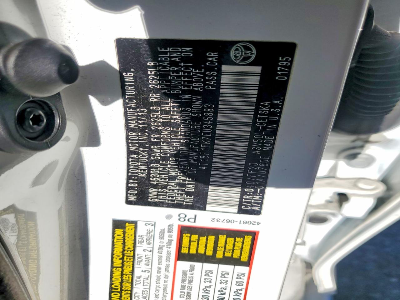 2014 TOYOTA CAMRY L photo 12