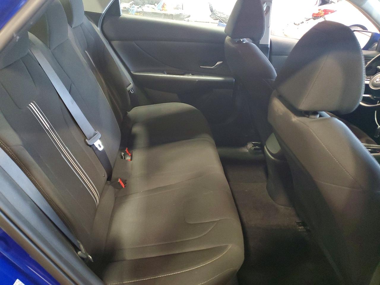 2023 HYUNDAI ELANTRA SEL photo 19