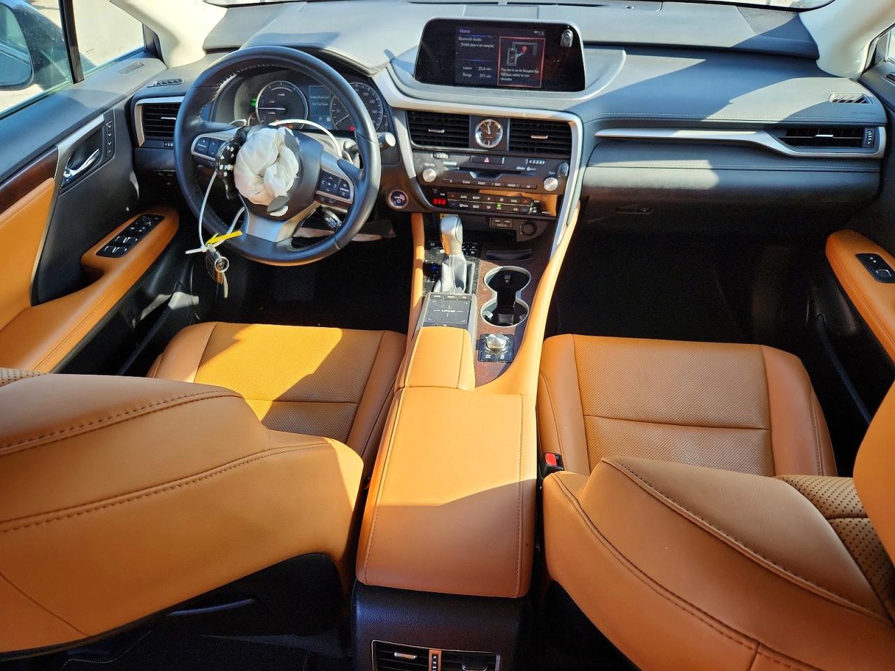 2022 LEXUS RX 450H photo 8