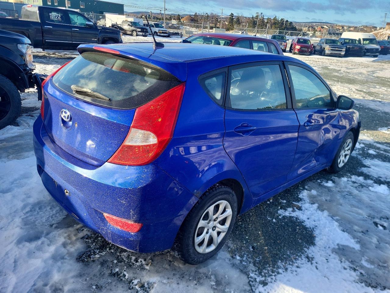 2014 HYUNDAI ACCENT GLS photo 5