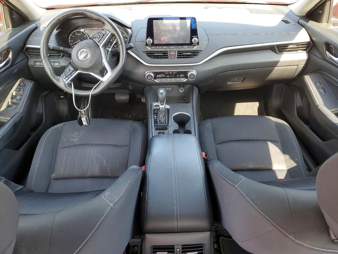 2019 NISSAN ALTIMA SV photo 8