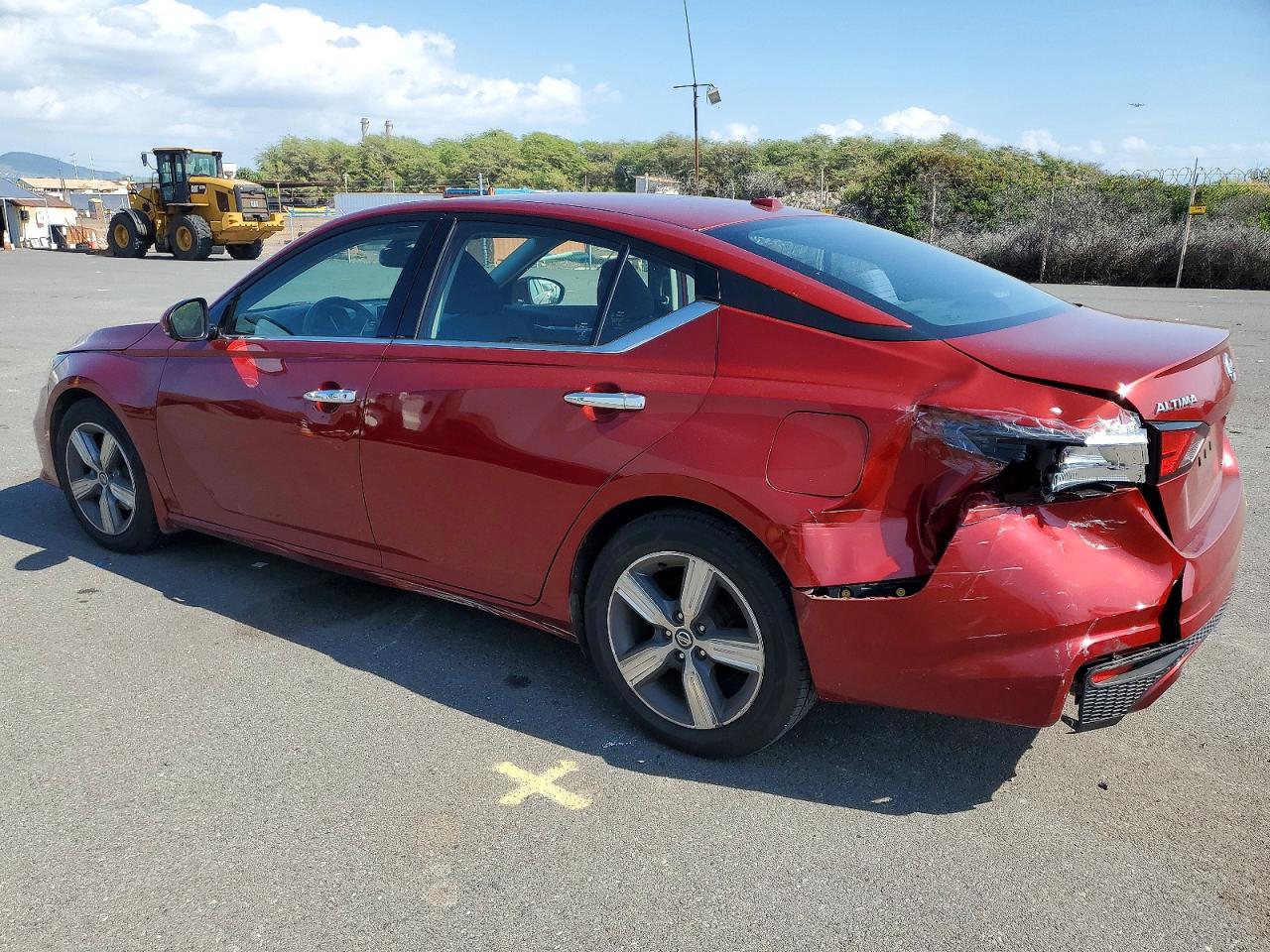2019 NISSAN ALTIMA SV photo 2