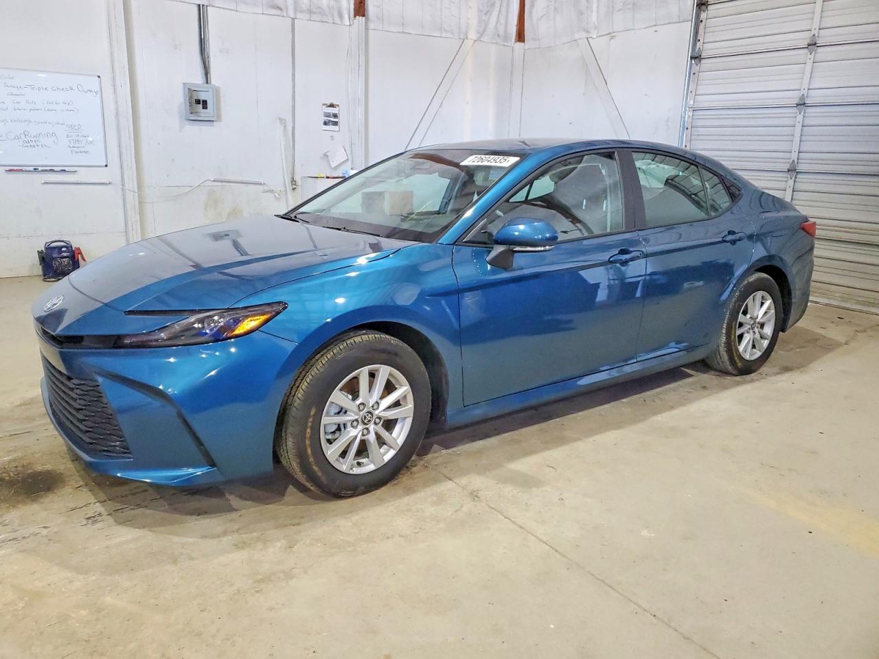 2025 TOYOTA CAMRY