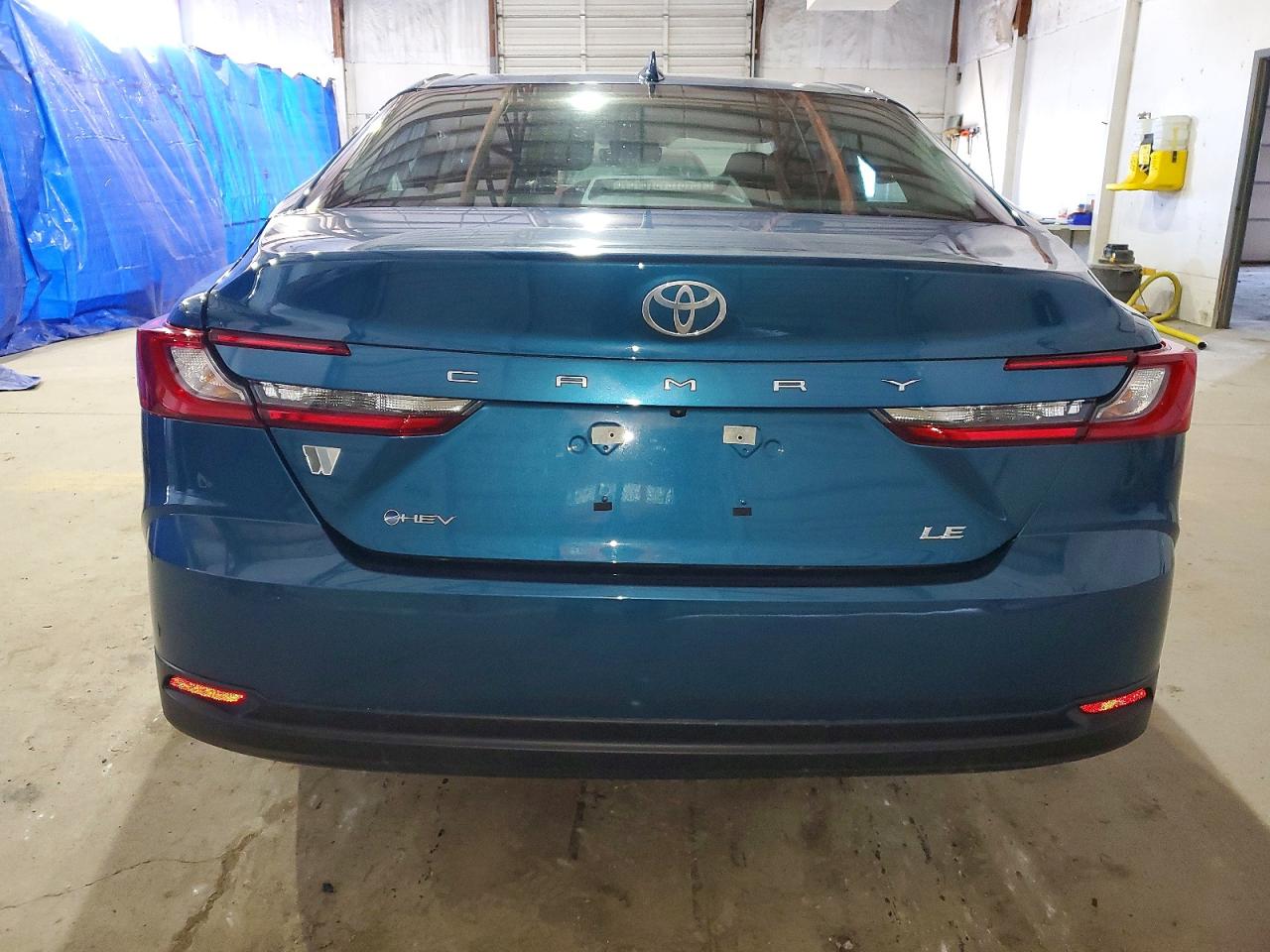 2025 TOYOTA CAMRY XSE photo 16