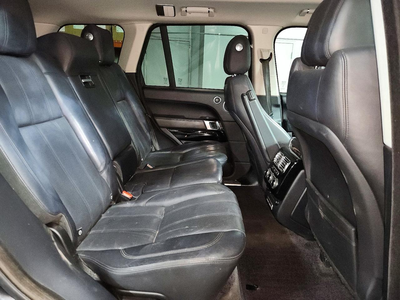 2013 LAND ROVER RANGE ROVER HSE photo 31