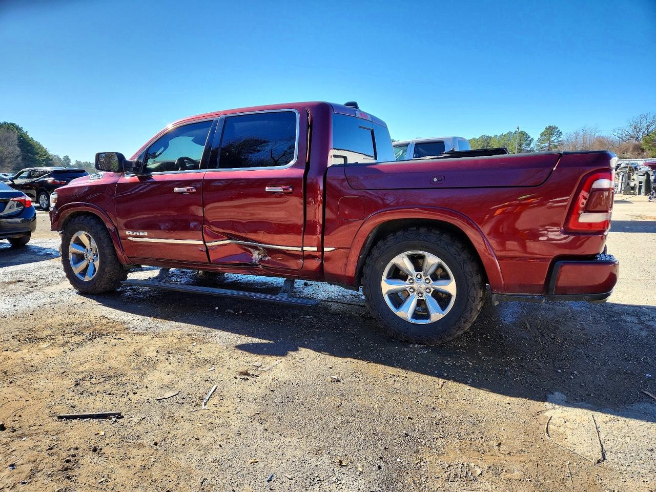 2019 RAM 1500 LIMITED photo 3