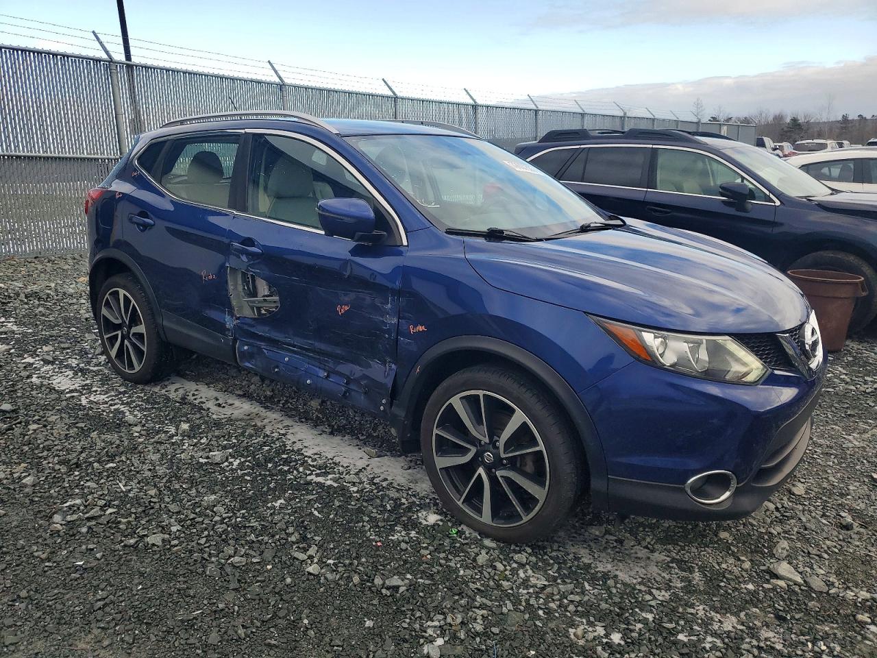 2018 NISSAN ROGUE SPORT S photo 4